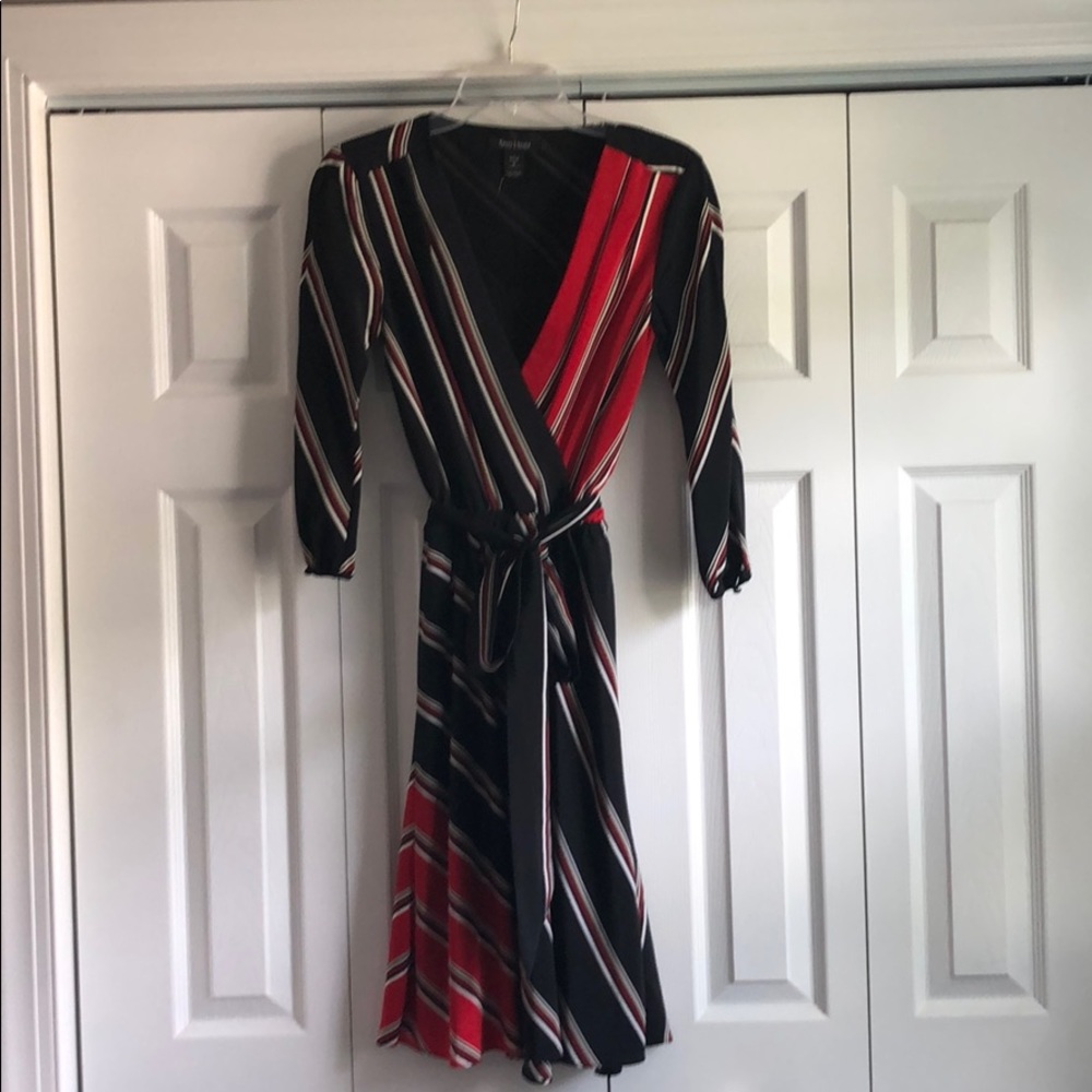 White House black market silk dress size 0